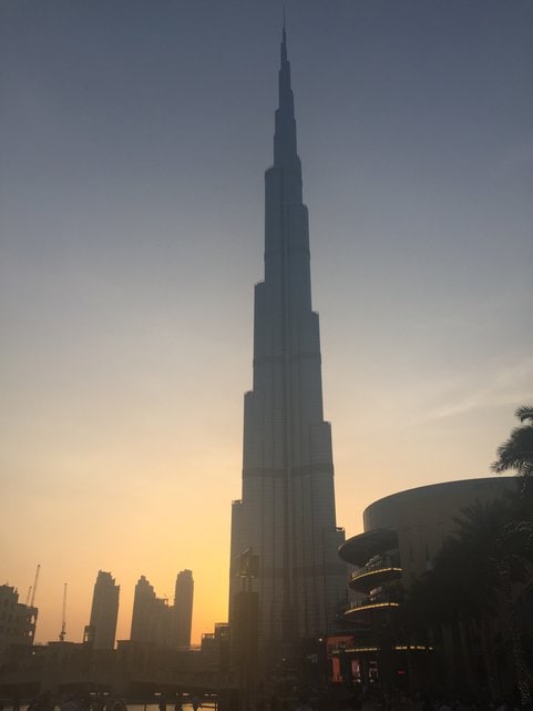 Ausflug nach Dubai City – Burj Khalifa und eine Marina Bootstour Ausflug nach Dubai City – Burj Khalifa und eine Marina Bootstour