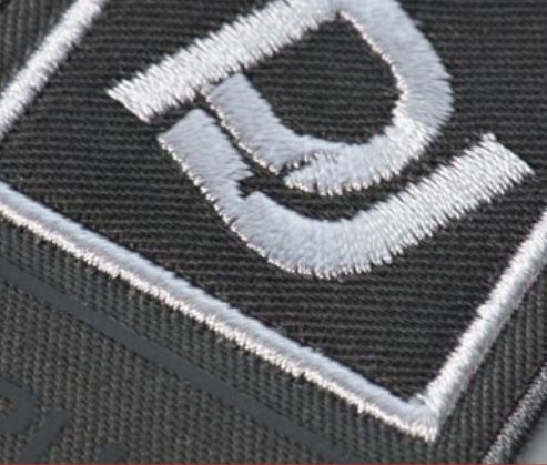 Applique borduursel, voor het vullenvan grotere vlakken in logos op bedrijfskleding en werkkleding