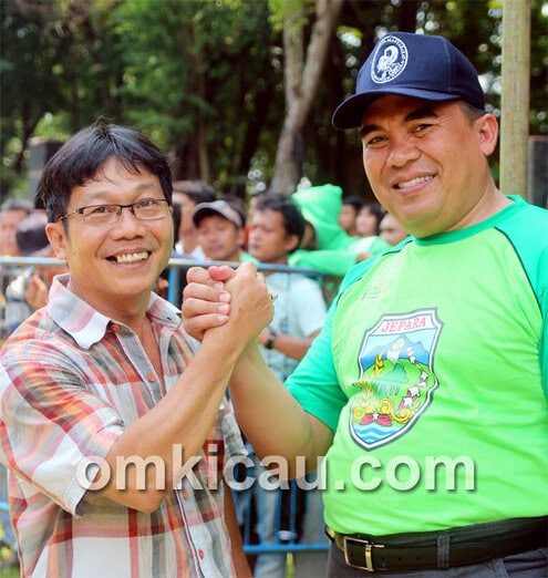 Herman Mandiri (kanan) bersama Bupati Jepara H Marzuki SE.