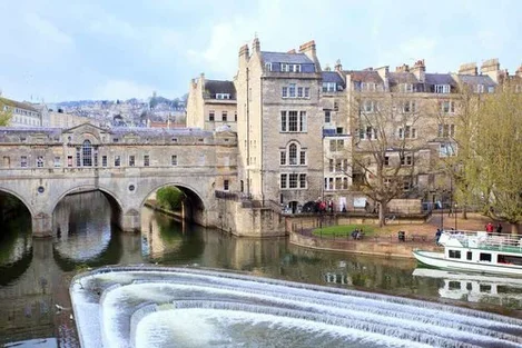 English Language School course in Bath