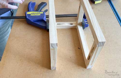 building lantern frame