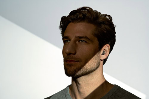 Phonak_Virto_Marvel_Man3_HR