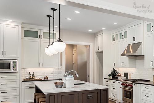 How To Install Stacked Cabinets Over Builder S Grade Queen Bee Of Honey Dos How To Install Stacked Cabinets Over, How To Install Stacked Kitchen Cabinets