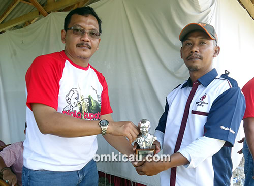 Om Niam Mlonggo Jepara