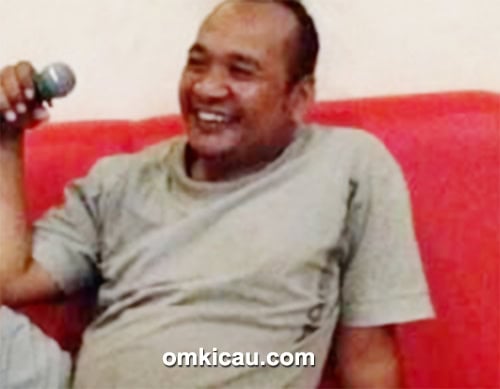 Om Deny dan kacer Bonyok