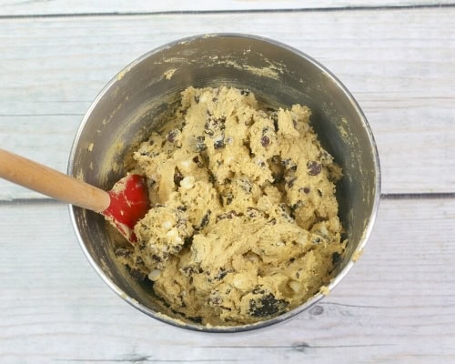 cookies and cream blondies dough