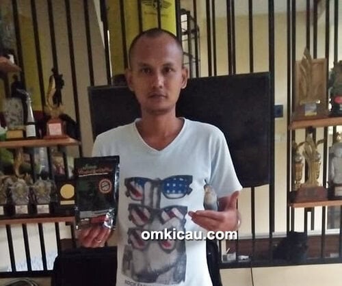 Om Ade Goodel