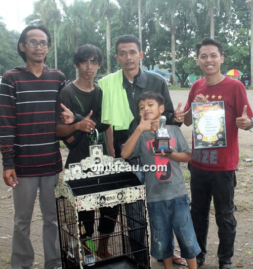 Om Ojiey (Ciganjur SF) dan cucak hijau Kolor Ijo