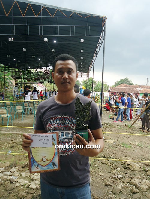 Om Fahmi dan pentet Republik