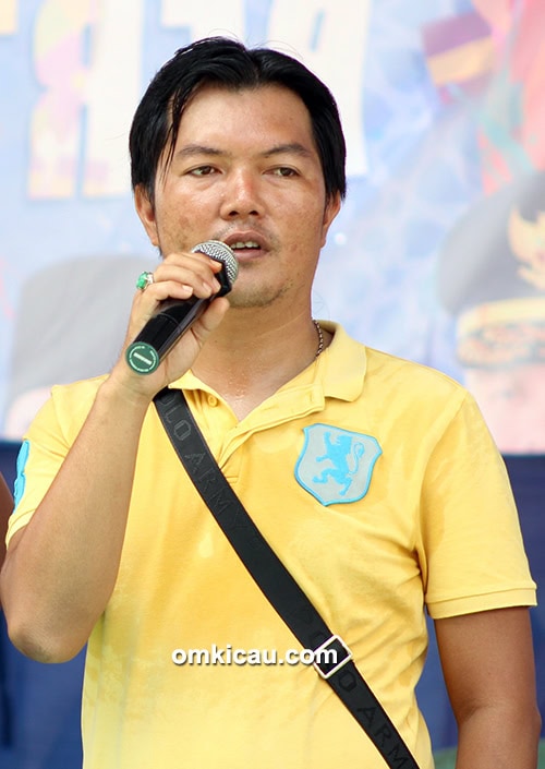 Om Kiki Plaju