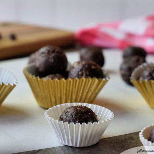 healthy bliss balls with chocolate chips