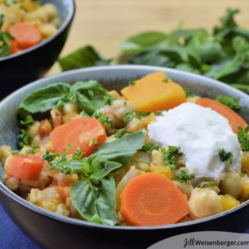 Chickpea and farro vegetarian one-pot meal
