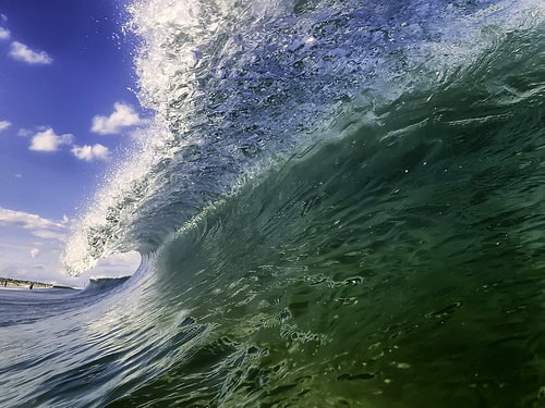 28235826616_0522beb4d0_wave