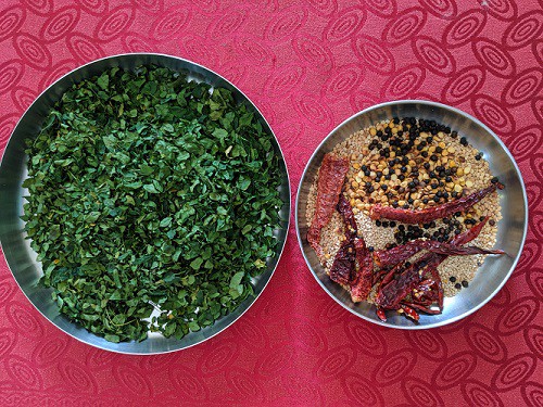 Ingredients for Murungai Keerai podi recipe