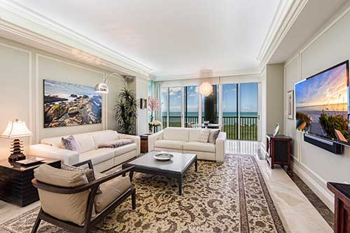 Claridge Pelican Bay