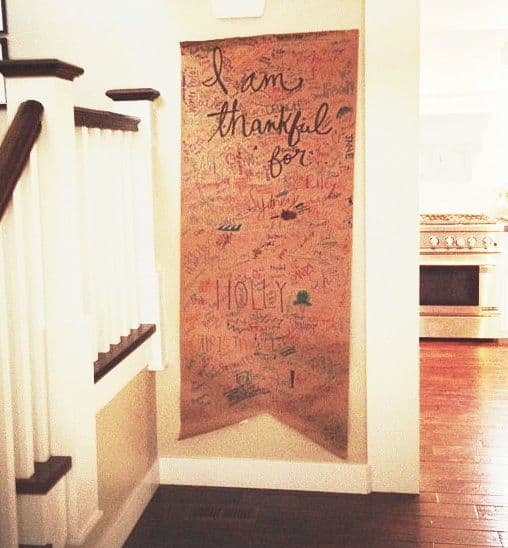 Thanksgiving Door Banner for family members to sign. Thanksgiving Tradition Ideas for Families