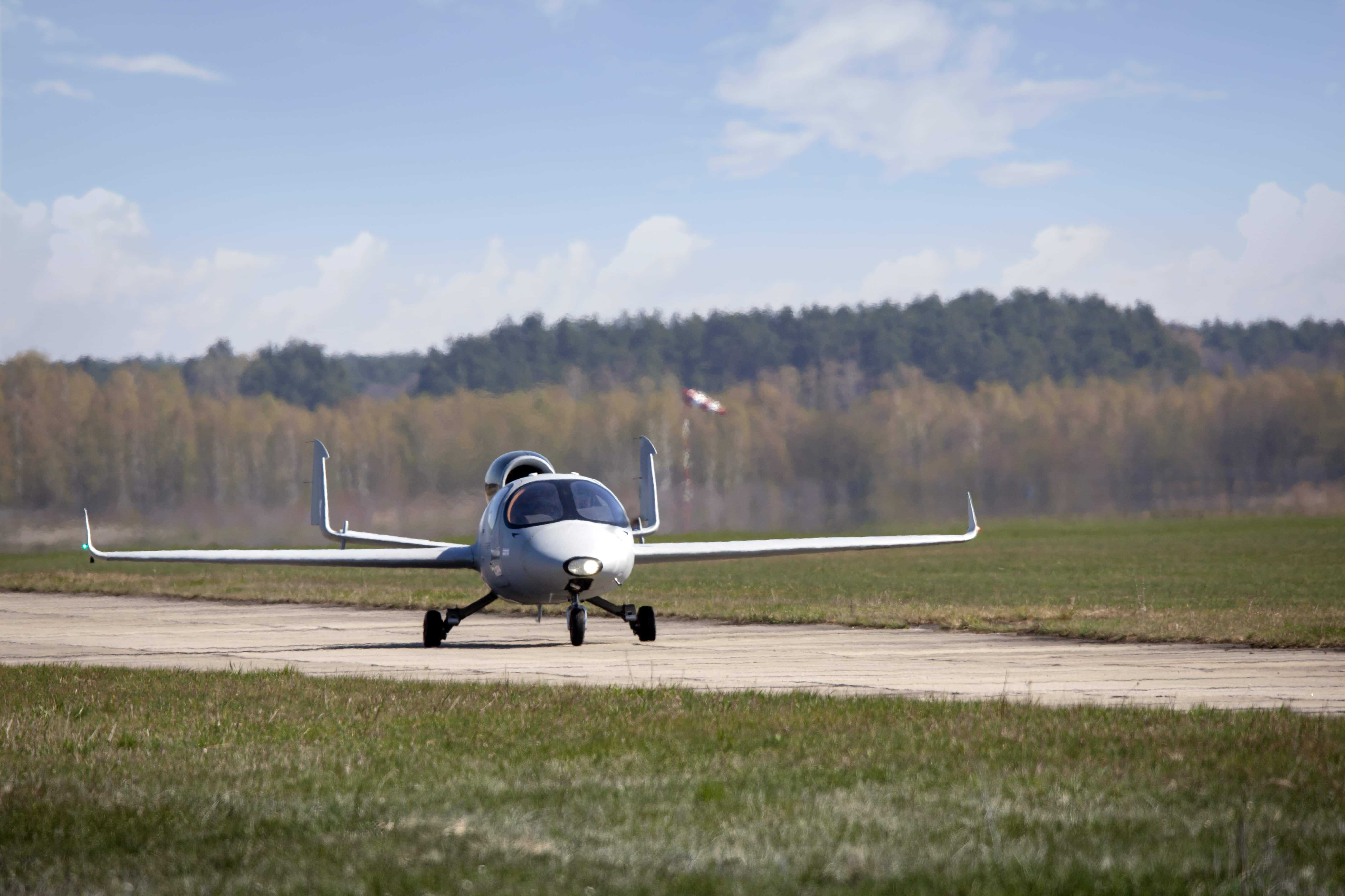 FLARIS LAR1 first flight