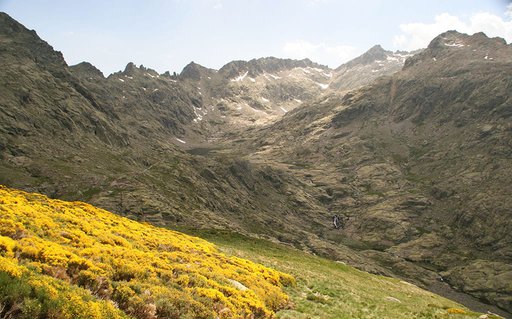 Gredos es una de las mejores sierras para hacer turismo rural en primavera.