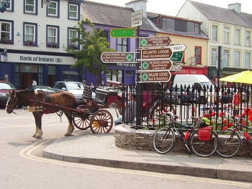Wheels,_Kenmare_-_geograph.org.uk_-_287425 http://www.geograph.ie/photo/287425