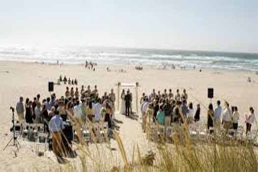 top 5 oregon beach wedding venues, oregon wedding dj, oregon photo booth rental