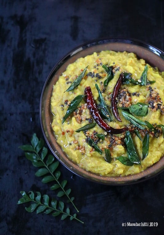 Cabbage Kootu with tempering of curry leaves in coconut oil