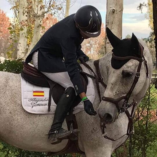 Bordado personalizado hípica manta caballo