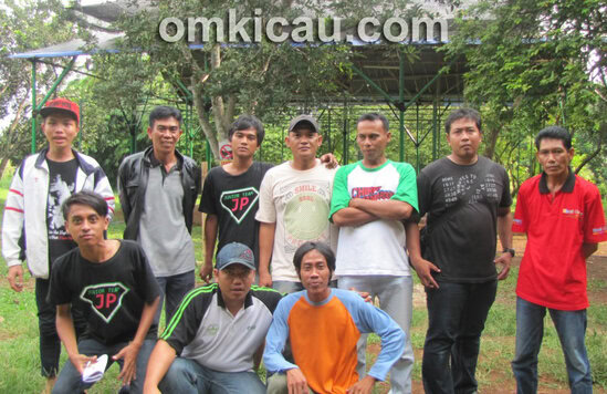 Para personel JP Enterprise Depok