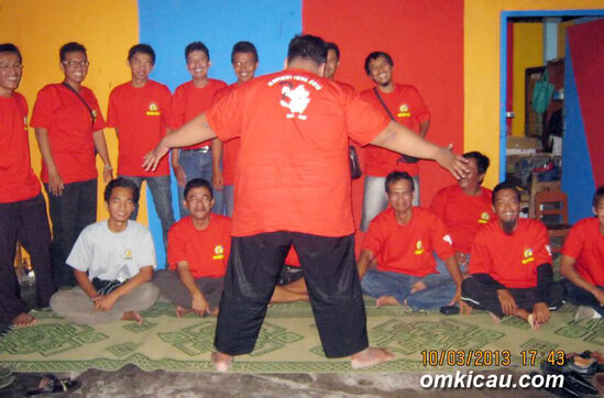 Guyonan panitia Papburi Solo setelah rangkaian lomba berakhir.