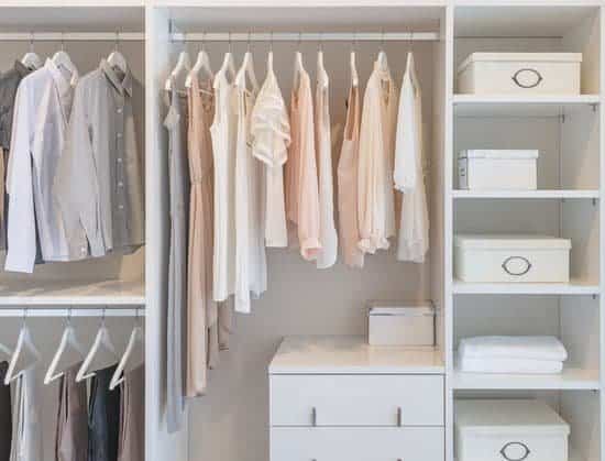 Organized Closet to make home look better