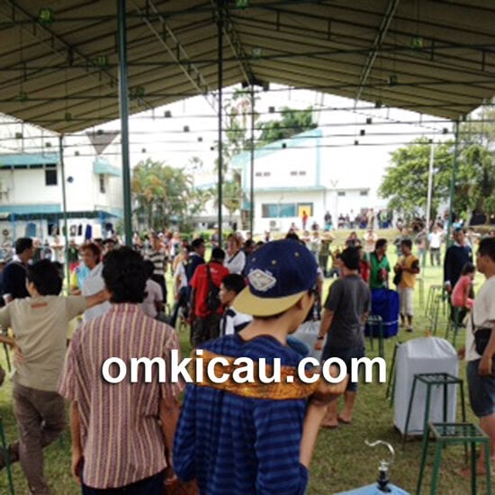 Penyakit lama, saling tunggu di kelas kacer, belum juga sembuh.