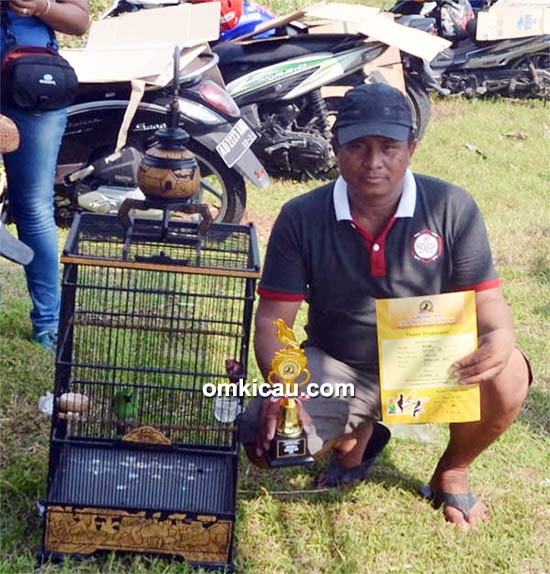 Om Ella dan cucak hijau Sagita
