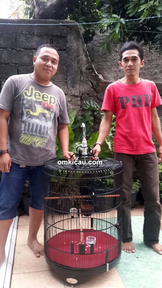 Om Gustrie dan Om Dede