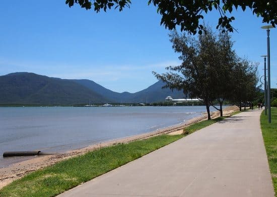 Cairns Esplanade Beach Is there a beach in Cairns? The Cairns Esplanade