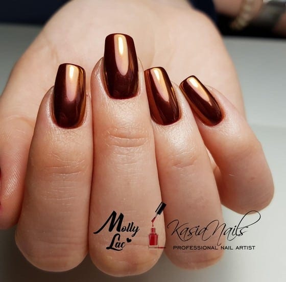 Nowości - Paznokcie żelowe czy hybrydowe? Podpowiadamy, które rozwiązanie wybrać. 4 paznokcie hybrydowe copper effect