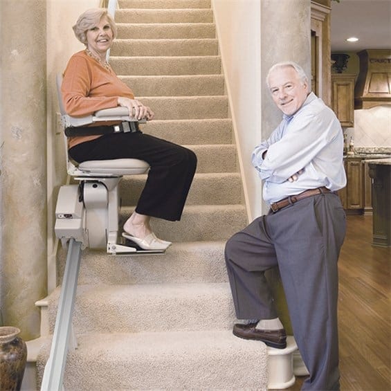 Elite-IndoorStraight-couple-on-stairs-MAIN1 Elite-IndoorStraight-couple-on-stairs-MAIN1
