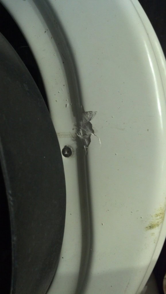 The toilet came in broken so I have to buy a replacement toilet seat and here is another part that came chipped.. Nothing like paying 300 bucks for broken goods... I refuse to give Sun-Mar any more of my money though which means my seat may not match the unit, I noticed it has already yellowed from the limited sun it has had. my guess is that I will be re-doing this toilet into something more cool looking and less standard eventually. I'm wondering cob... or some really cool steel something... the good part is that the black part of the toilet is the guts of it, it's all good. I'll just change out the rest of it eventually, I was really trying to get a 'standard' looking toilet, it seems not worth it though. I'll just make it weird :).
