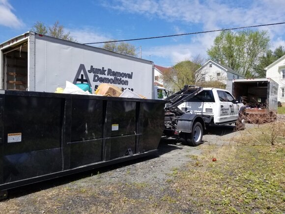 Junk removal services in Olyphant, PA