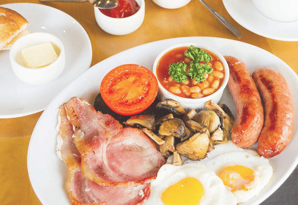 cafebreakfast – Copy We have a mouth-watering breakfast/brunch menu, which includes a delicious, traditional full-cooked with eggs and bacon, smoked salmon and eggs benedict.