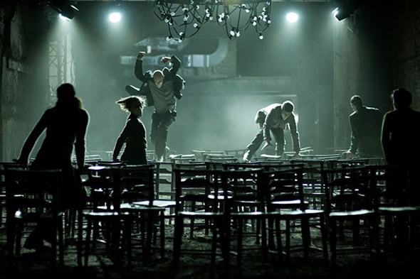 Vincent Dance Theatre in Underworld (photo: Julia Parsons)