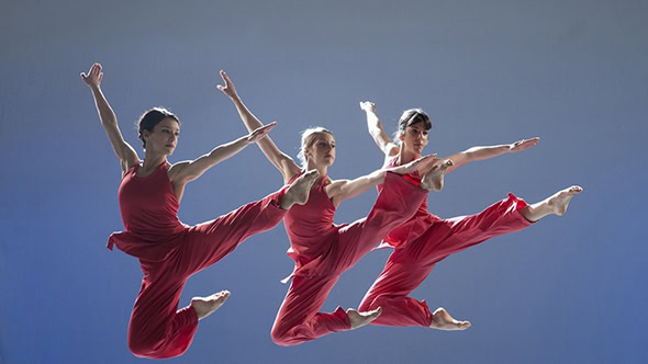 Nancy Nerantzi, Elly Braund and Oihana Vesga Bujanin Overdrive (photo: Chris Nash)