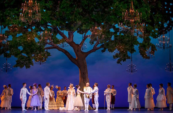 The cast of Dutch National Ballet in Cinderella in front of Basil Twist's tree (photo: Angela Sterling)
