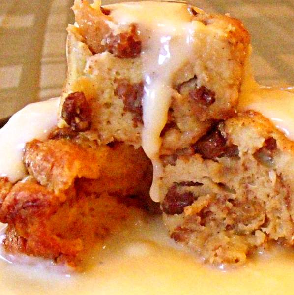 Cinnamon raisin bread pudding