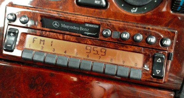 Mercedes-Benz Harman Becker audio unit