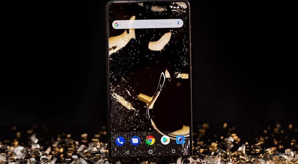 Смартфон от "отца" Android: вышел первый обзор Essential Phone (смартфон, отец, android, первый, обзор) Смартфон от "отца" Android: вышел первый обзор Essential Phone