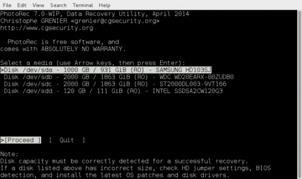 Photorec maakt een verwijdering ongedaan via een command-line.