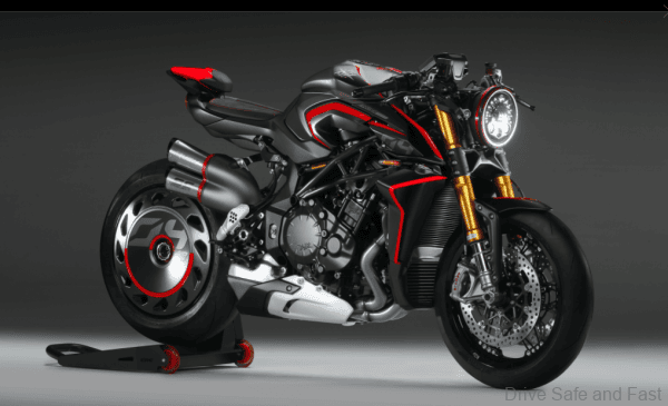 MV AGUSTA RUSH 1000 front
