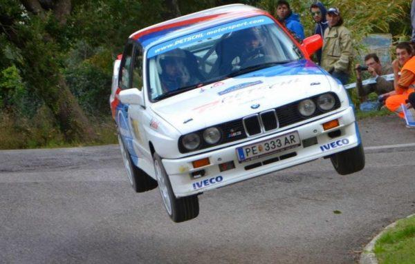 E30 BMW M3 racing