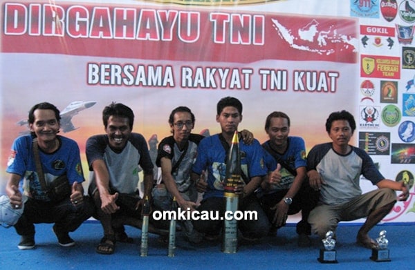 Pelet Biru