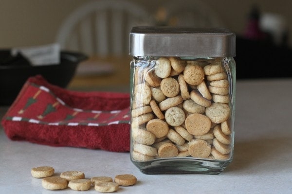homemade pfeffernusse cookies