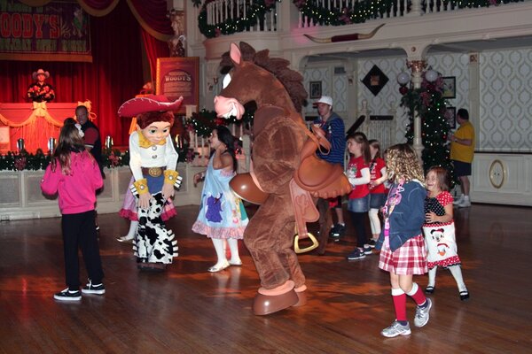 Diney_danceparty Disney World Dance Party